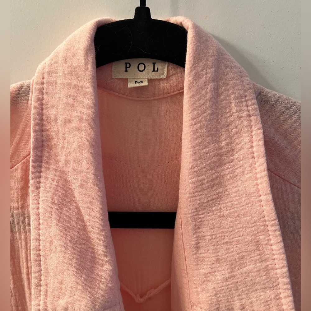 POL M Kimono in peach.